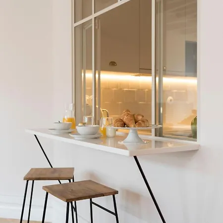 Apartment Mouzinho Luxury 3br Flat L 5 Min Walk To Ribeira By Lovelystay