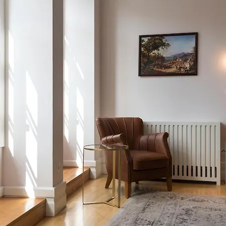 Mouzinho Luxury 3br Flat L 5 Min Walk To Ribeira By Lovelystay Porto