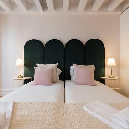 Apartment Mouzinho Luxury 3br Flat L 5 Min Walk To Ribeira By Lovelystay Porto