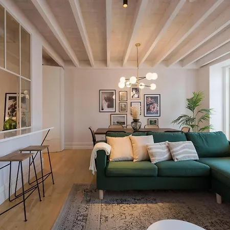 Apartment Mouzinho Luxury 3br Flat L 5 Min Walk To Ribeira By Lovelystay